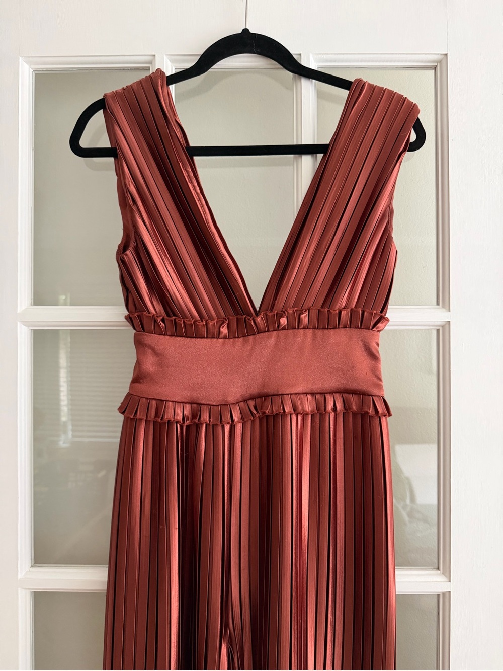 Finders Pleated V-Neck Jumpsuit in Burnt Copper